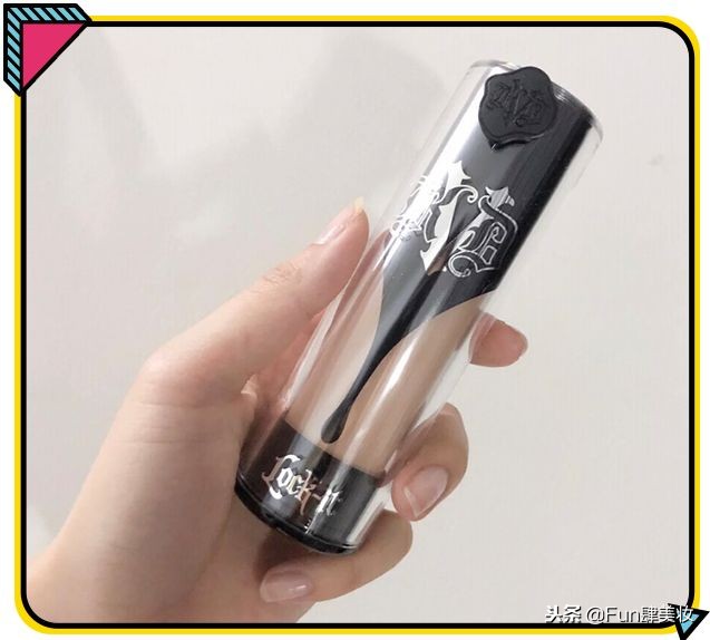 用粉底总是起皮用什么比较服帖,卡粉严重还是不化妆严重