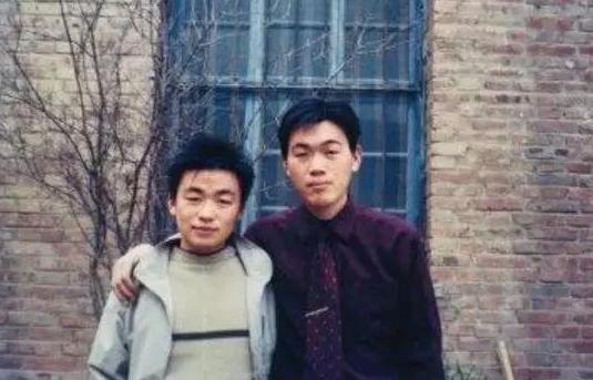 哪一年岳云鹏14岁郭德纲26岁,岳云鹏王宝强郭德纲马云成长史