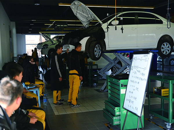 安全事故发生后的保险理赔流程,单方面事故车险理赔流程和技巧