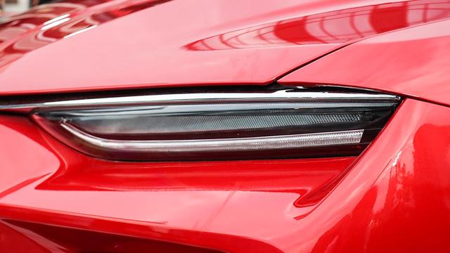 外观大气时尚的海马8S,座椅舒适,内饰精致,值得你拥有