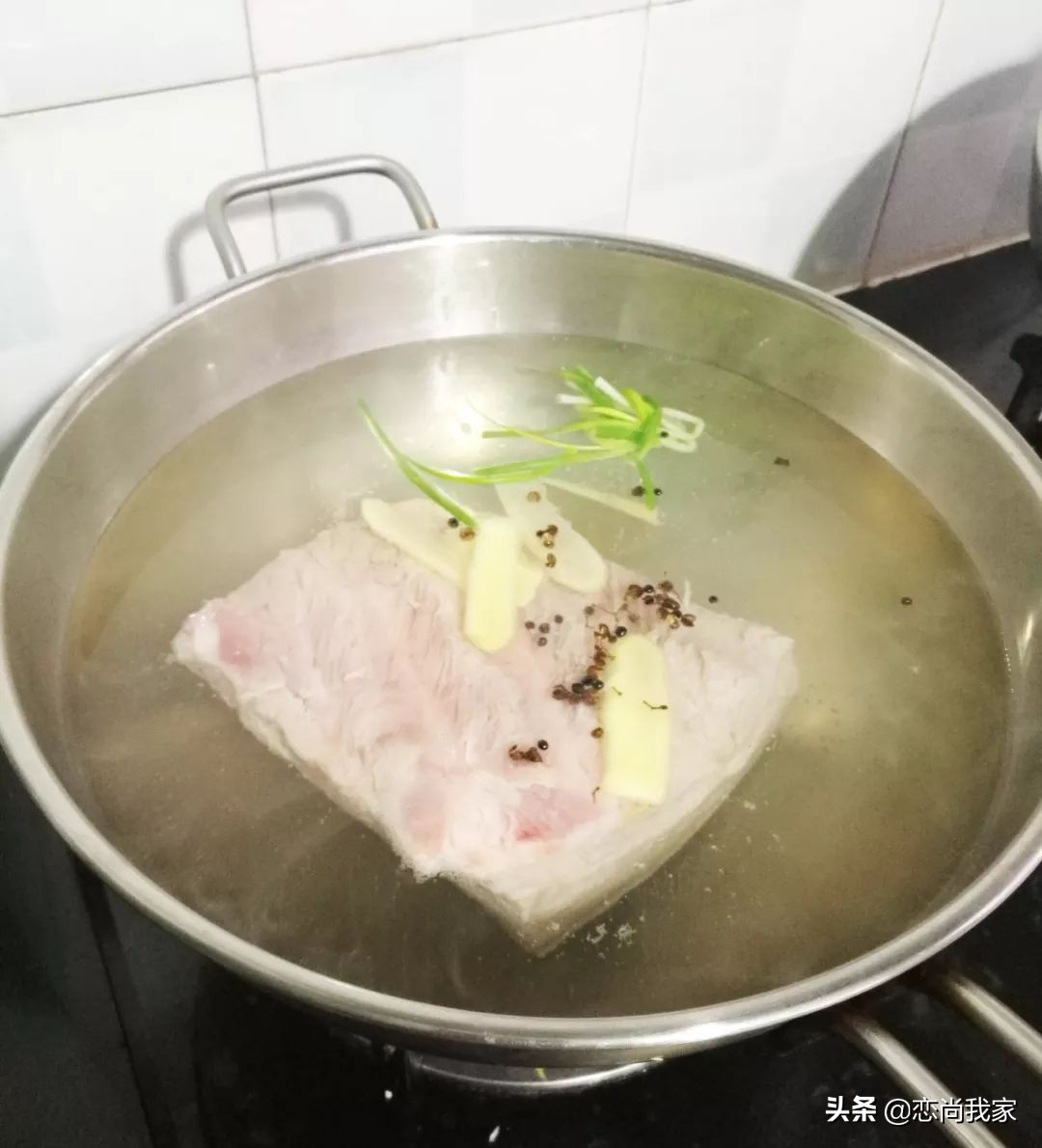 过年了你们家炸丸子了吗,过年了教大家炸酥肉