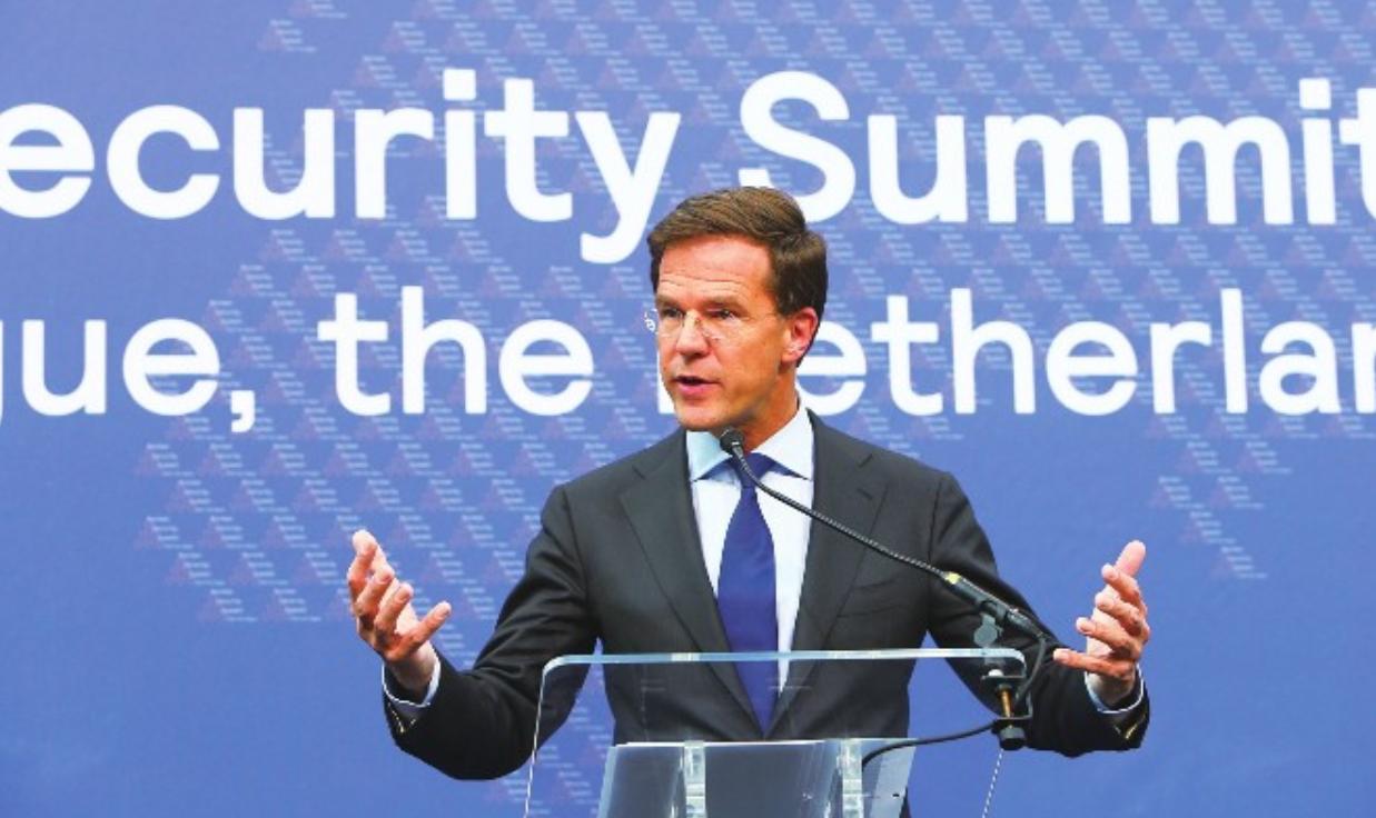 荷兰何时殖民印度尼西亚的,印度尼西亚被荷兰控制了多少面积