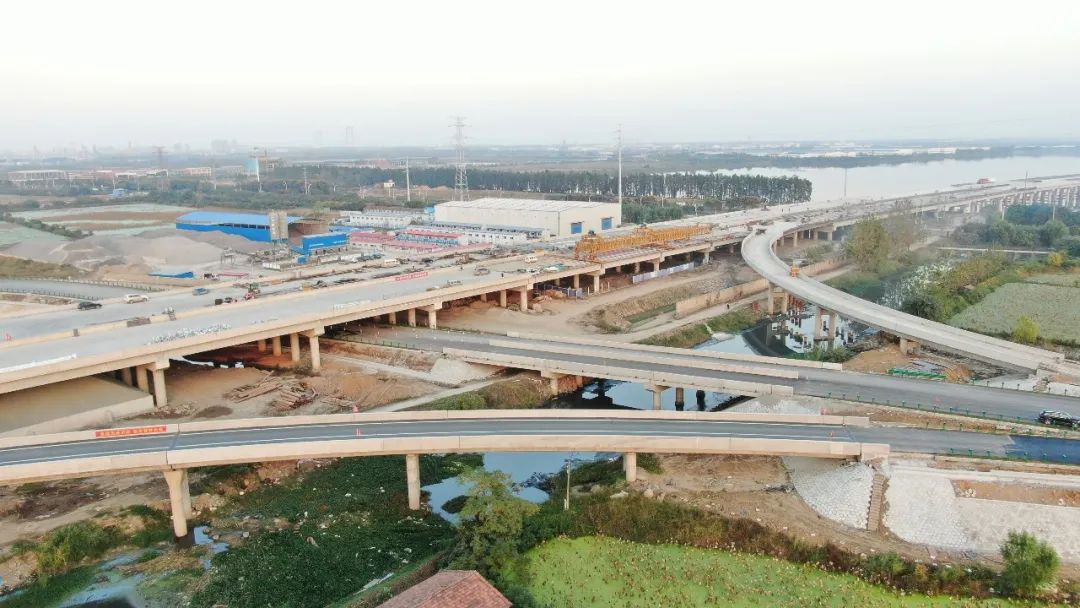 开挂了！比肩世界的爆款区域利好多到数不清！一般人已高攀不起