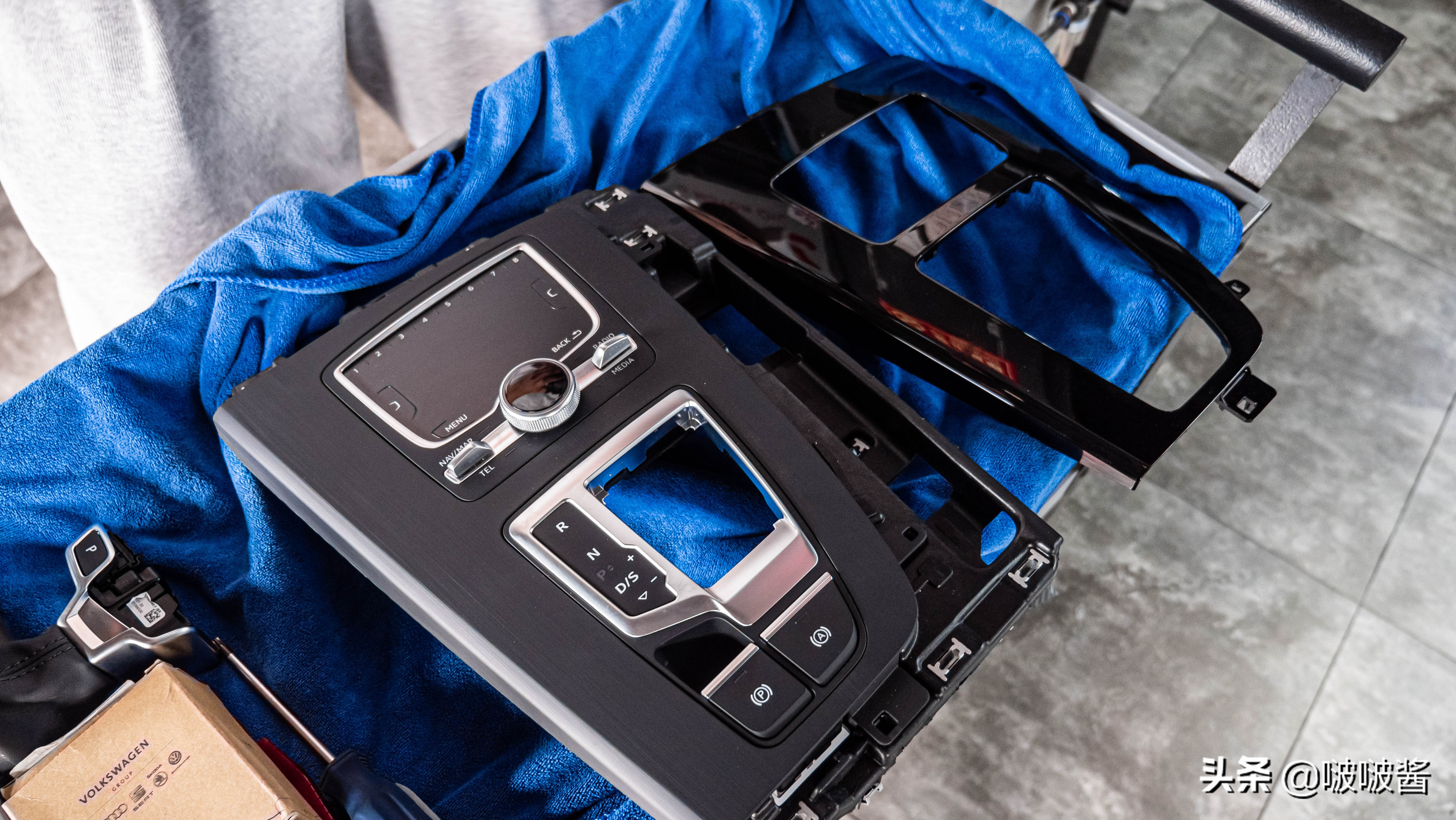 奥迪q5l换中控屏,奥迪q5l升级中控大屏多少钱