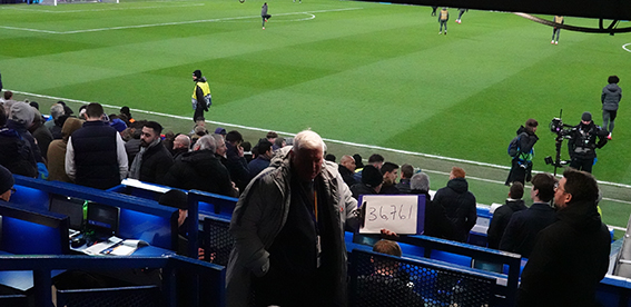 仁蜜蓝桥唱「现场直击足球回家」南大王赛后还加练太扎心