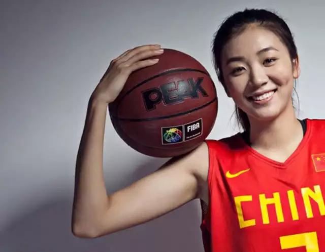 中国排球十大女神排名,中国体坛十大女神人物