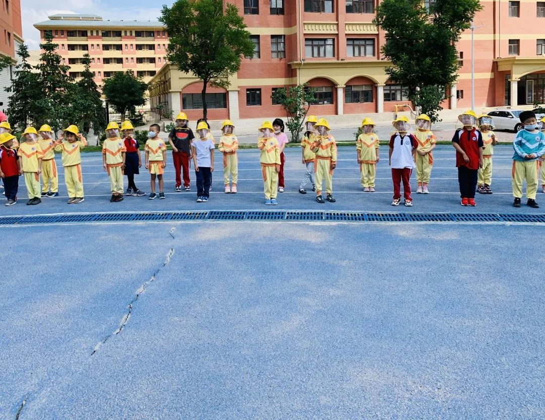 幼小衔接零距离之参观小学,启航幼儿园小学参观初体验