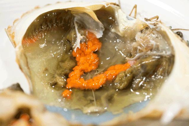 这家噗噗噗的粥底火锅店，稳就一个字