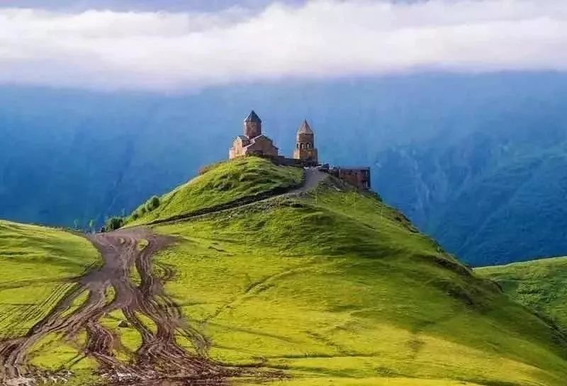 世人喝法国波尔多，法国人却喝斯大林故乡的酒