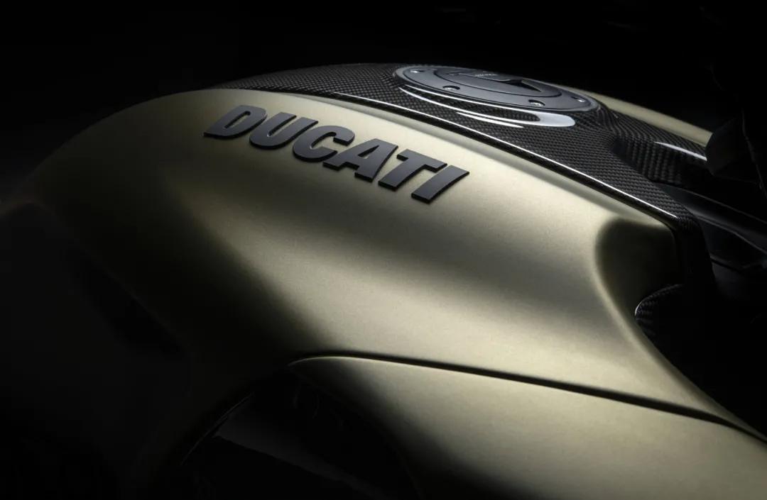 杜卡迪大魔鬼兰博基尼联名多少钱,杜卡迪兰博基尼联名大魔鬼最新款