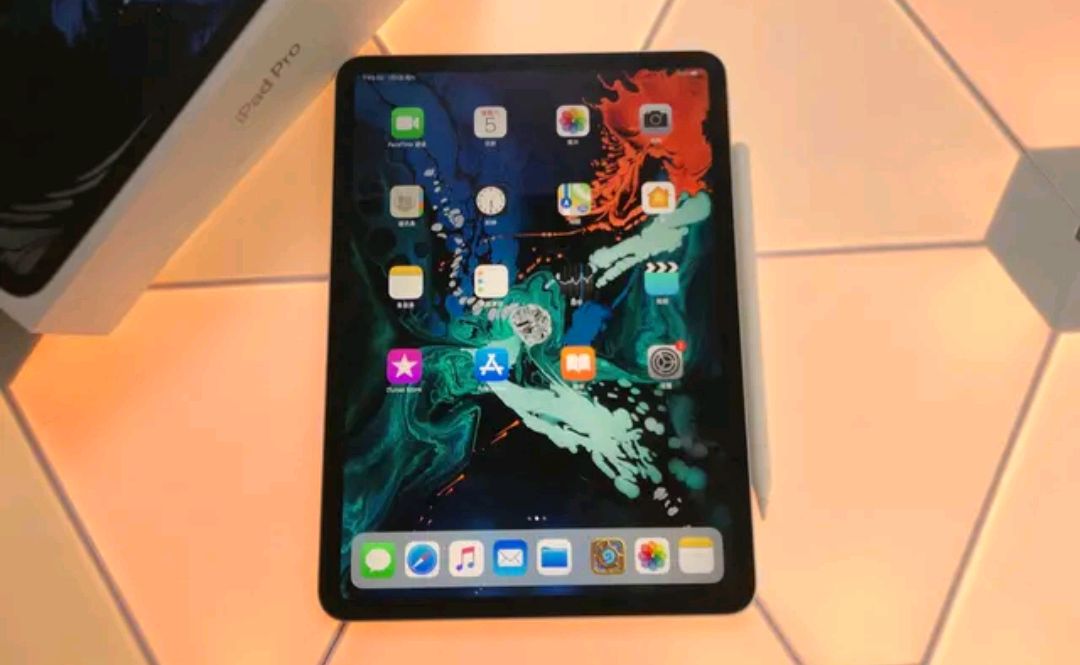 骁龙660全面屏250元,骁龙660百元机开箱