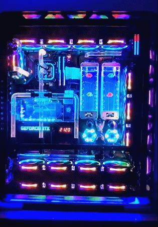 直男什么都可以凑合，但他的电脑必须发光