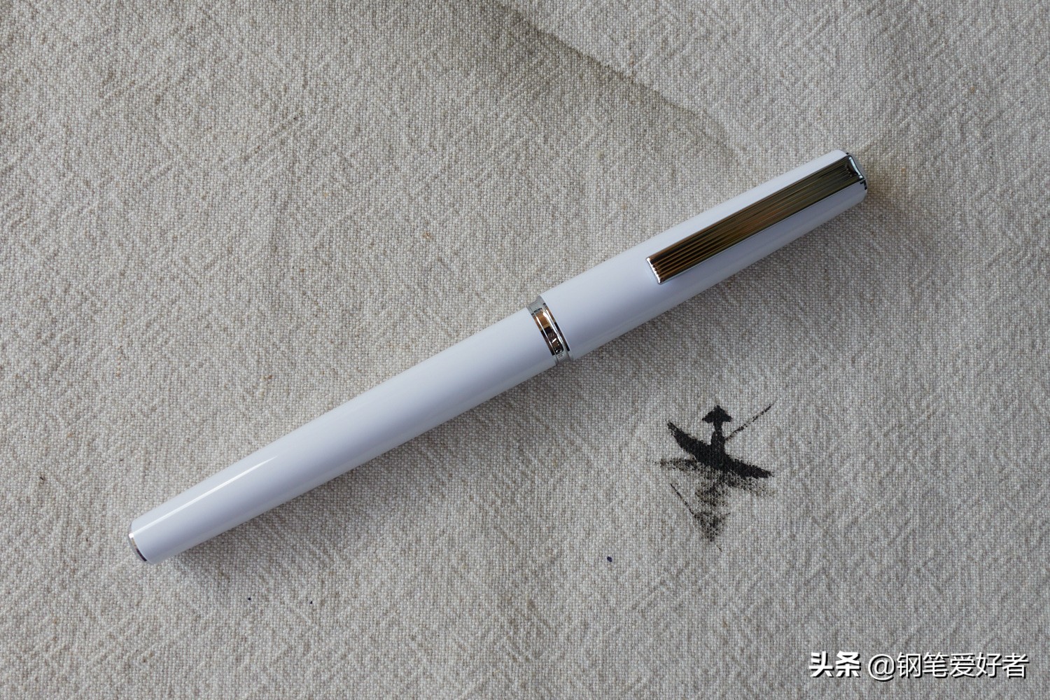 最便宜的日系钢笔,最适合练字的日系钢笔