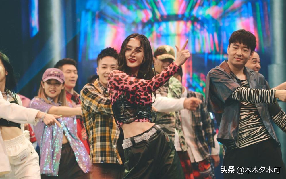 乘风破浪的姐姐与普通出道的对比,乘风破浪的姐姐出道组合的成员是