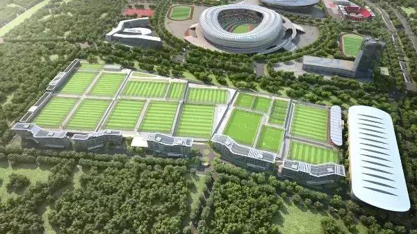 万达商管引资600亿,青训队选梅西还是c罗