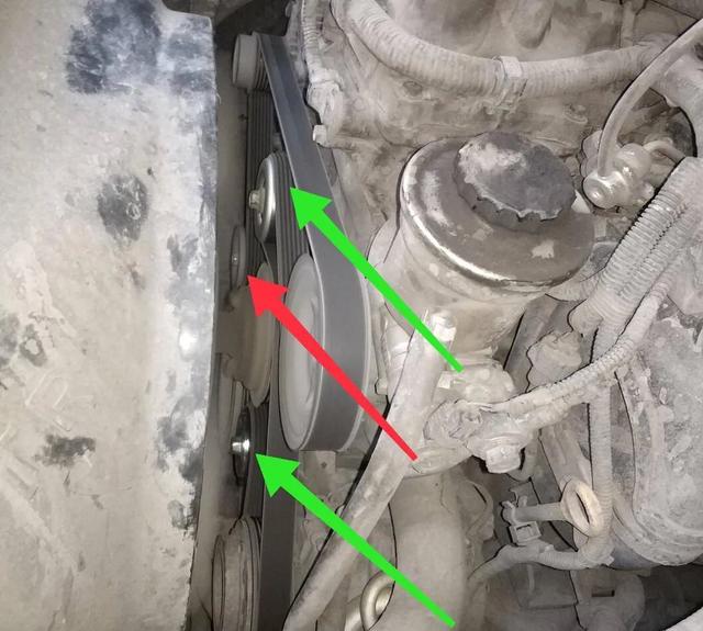 汽车启动发动机轰轰响什么原因,汽车发动机启动响声嗡嗡然后熄火