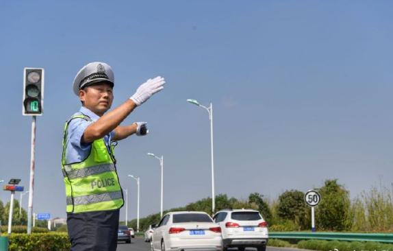 瀹夊叏绁ュ拰鍋囨湡,涓鍋囨湡鍏ㄥ競绀句細娌诲畨澶у眬骞崇ǔ