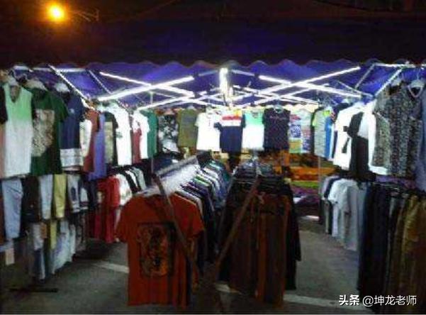 摆地摊卖鞋子引流客源最快的方法,摆地摊卖衣服营销策划引爆客流