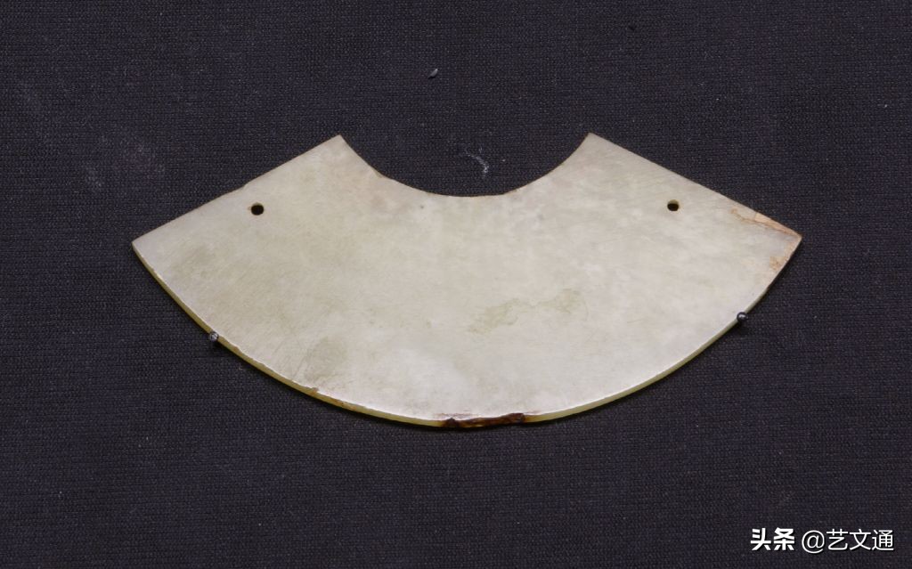 如何辨别玉是不是古玉,古玉鼓钉纹怎么看真假