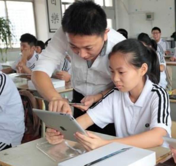 中考考了350分上哪个高中,中考考了300分该怎么办