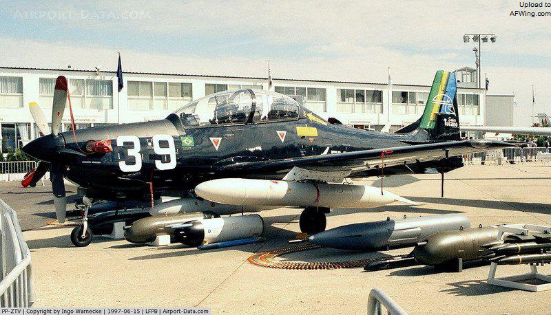 巴西研发新型战机,巴西军用螺旋桨战机