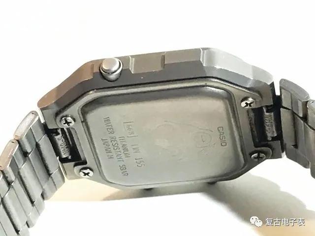 LINEAGE系列前身——全钛方块CASIOLIN155