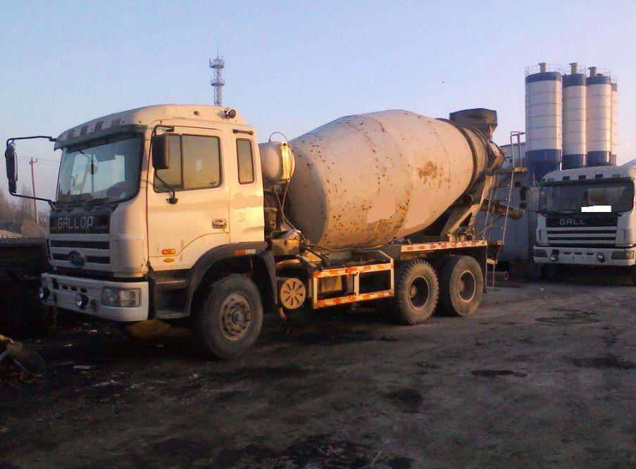 混凝土在车上凝固了怎么洗,混凝土在罐车里凝固了怎么办