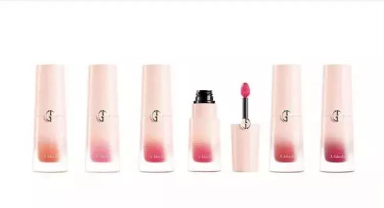 没有一个女孩，逃得过「樱花限定」四个字