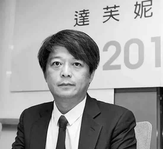 你是否有一双达芙妮的鞋?如果没有，恐怕再也买不到了！