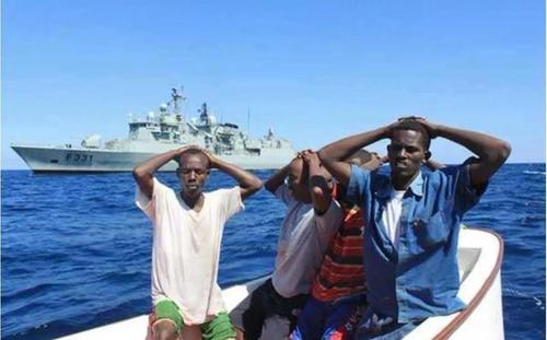 索马里海盗劫持阿联酋商船,阿联酋和索马里海盗