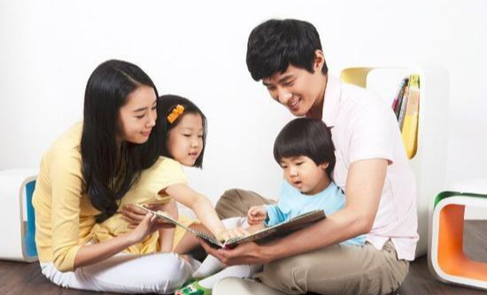 宝宝多大可以看电视最合适,宝宝多大可以看电视玩电脑
