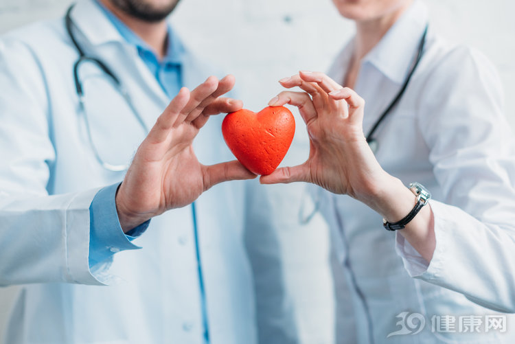 心跳异常或是疾病征兆,心跳是什么病的前兆