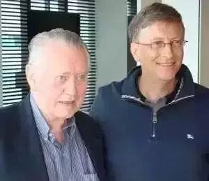 戴15美元手表,戴15块钱的手表