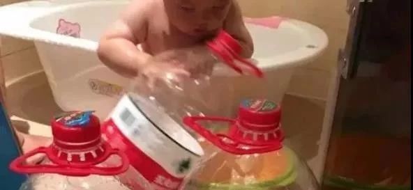 小孩最合适用的沐浴乳,哪一款沐浴露好用宝宝也可以用