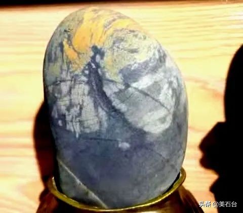 一块价值20亿奇石,价值1800万的奇石