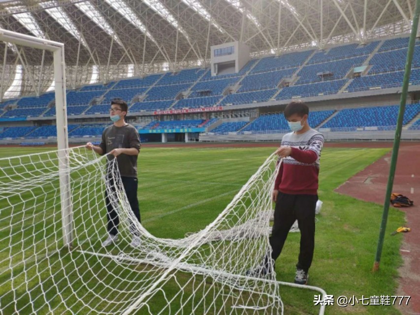 黄石奥体中心球场维护,黄石市奥体中心篮球训练馆