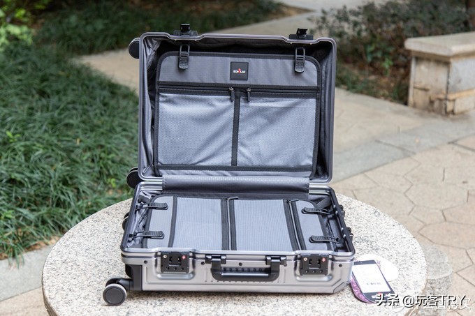 镁铝合金行李箱拉杆箱,拉杆行李箱哪款比较好用