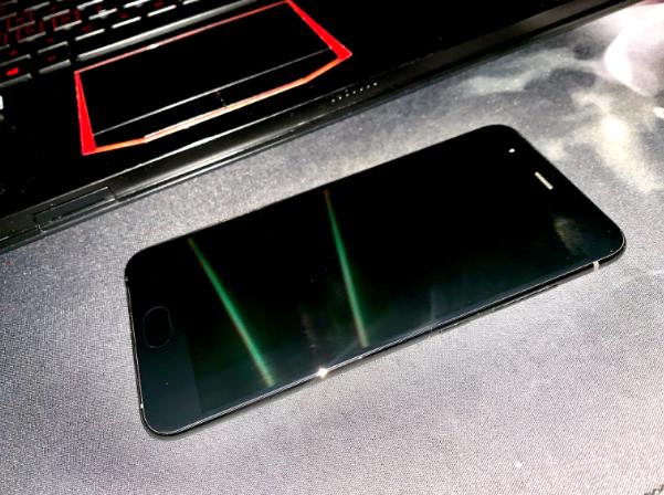 手机贴膜时要注意要点是什么,手机贴膜注意哪些细节