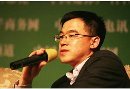 母亲借他3万元创业,如今赚得600亿身家,这位北大学子不简单