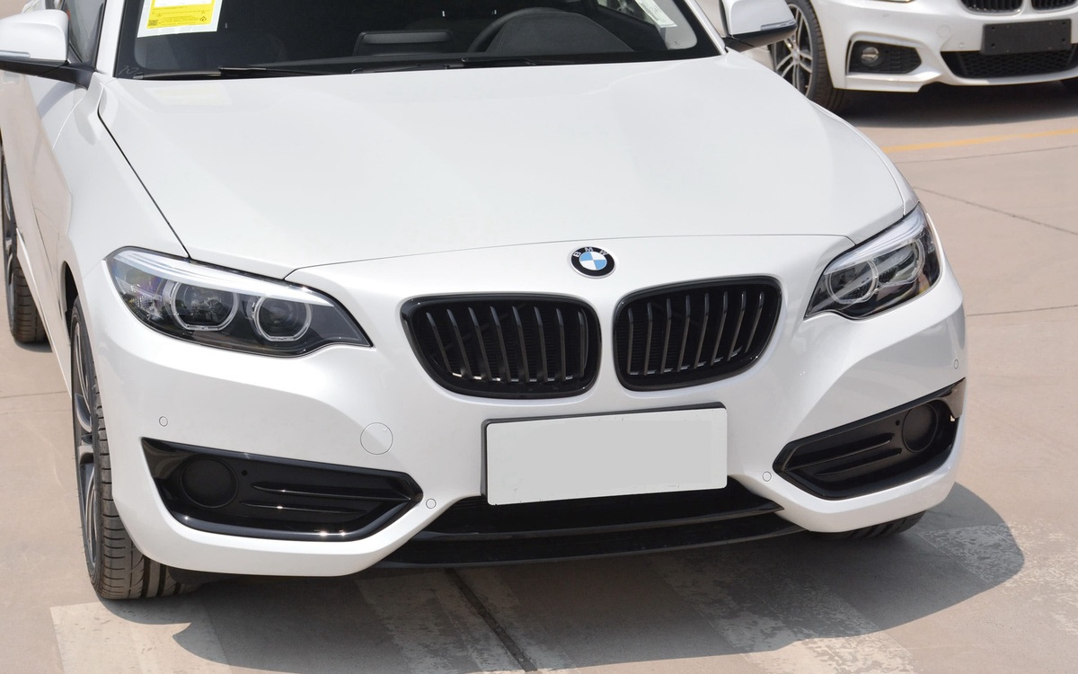 最帅的软顶敞篷4座宝马20万新车,十万能买硬顶两门四座敞篷宝马吗