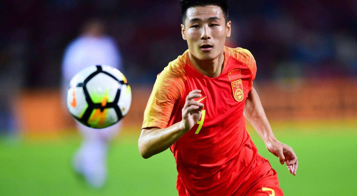 武磊脱衣庆祝,武磊在国足的精彩表现