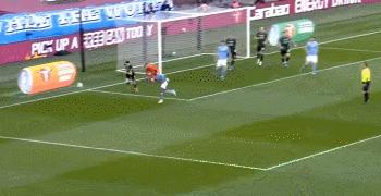 复盘曼城对皇马,曼城5:1狼斯特林错失机会