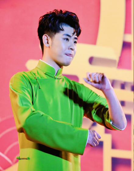 张云雷何必西天万里遥歌词,张云雷40首经典歌曲