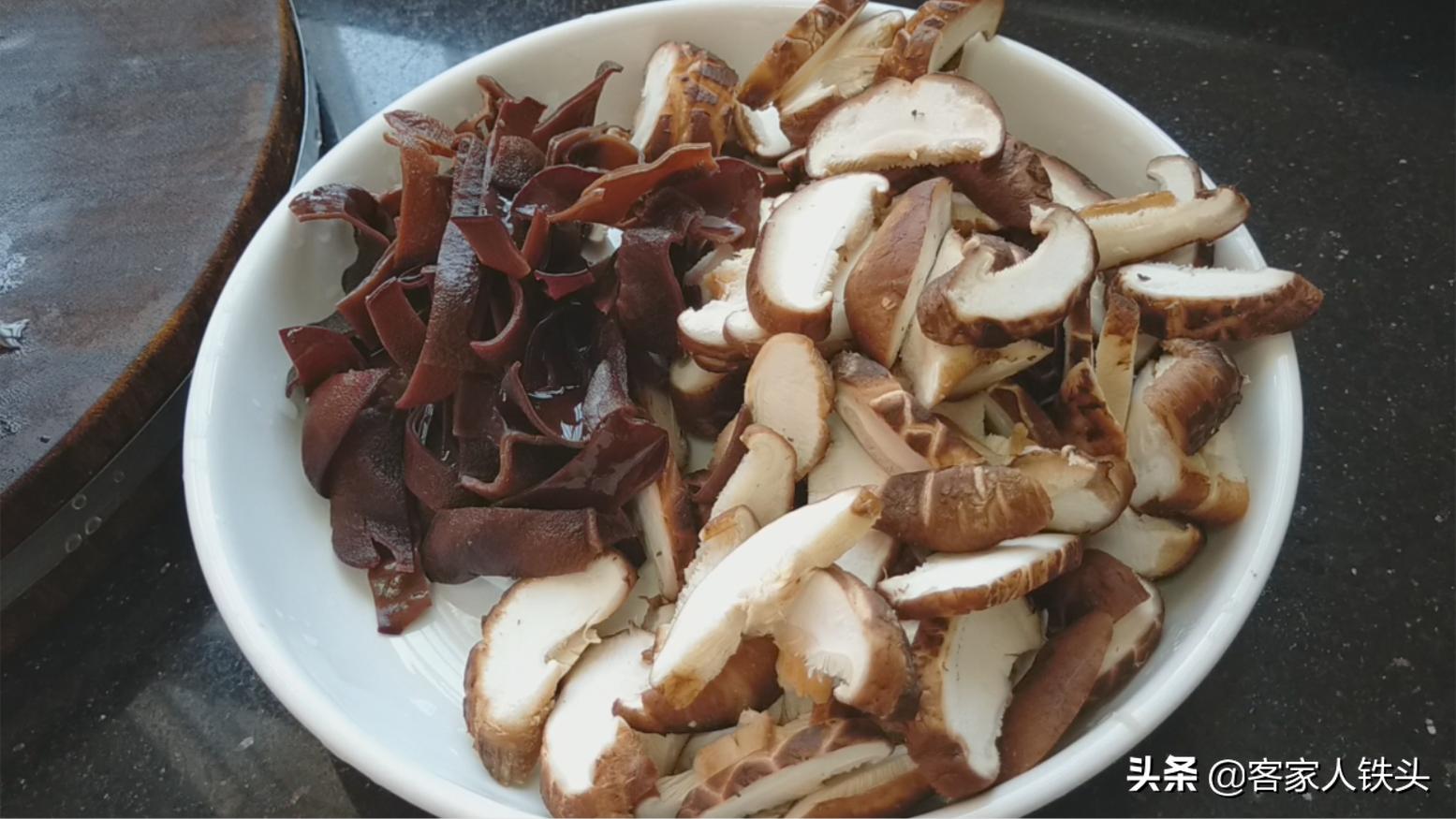 鸡肉最好吃的做法好看视频,鸡肉最好吃的家常做法香辣