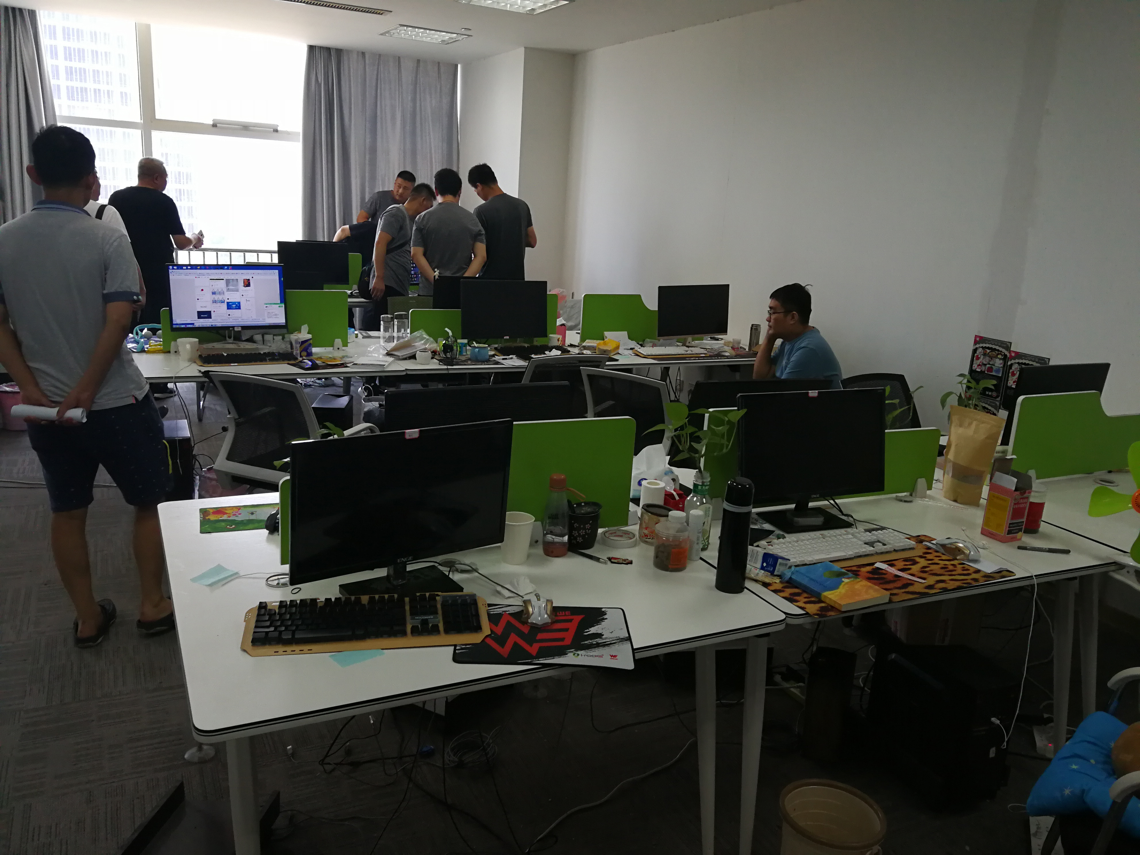 推广淫秽app牟利罪获利1万判多久,淫秽视频牟利罪获利1500万判多久