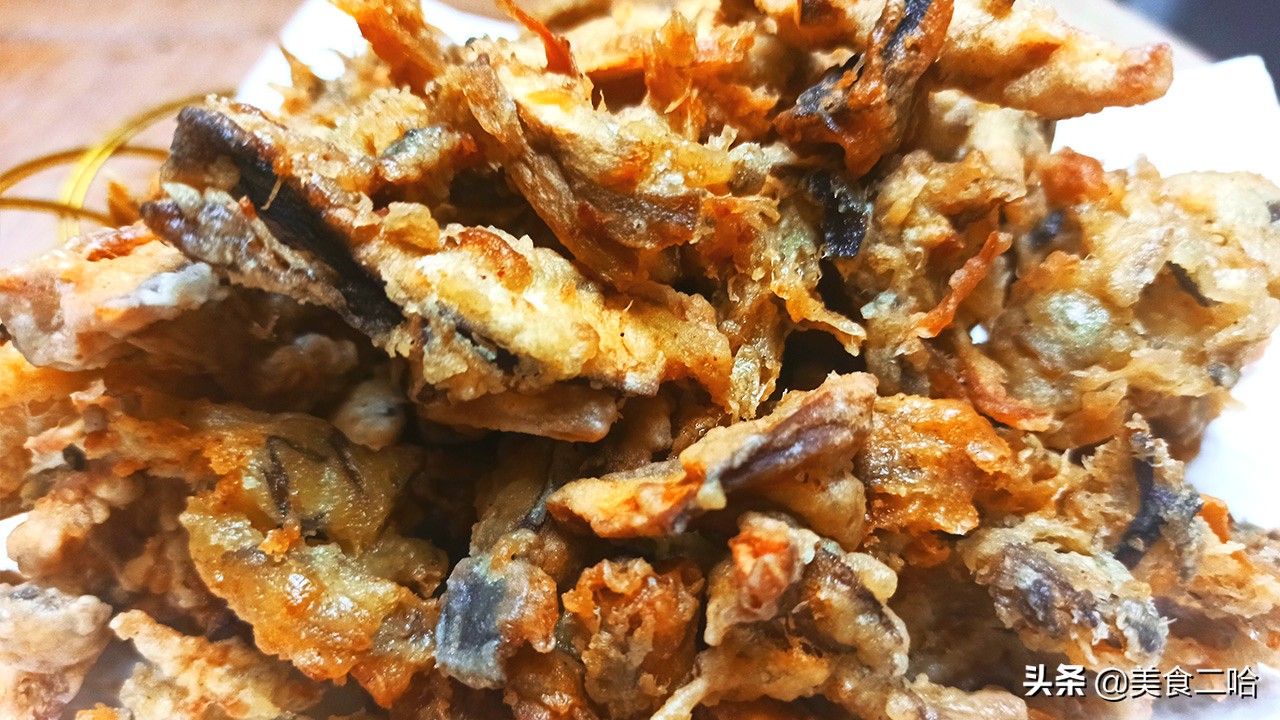 自从知道蘑菇可以这样吃,我家一周吃5次,酥香咸脆,比吃肉过瘾
