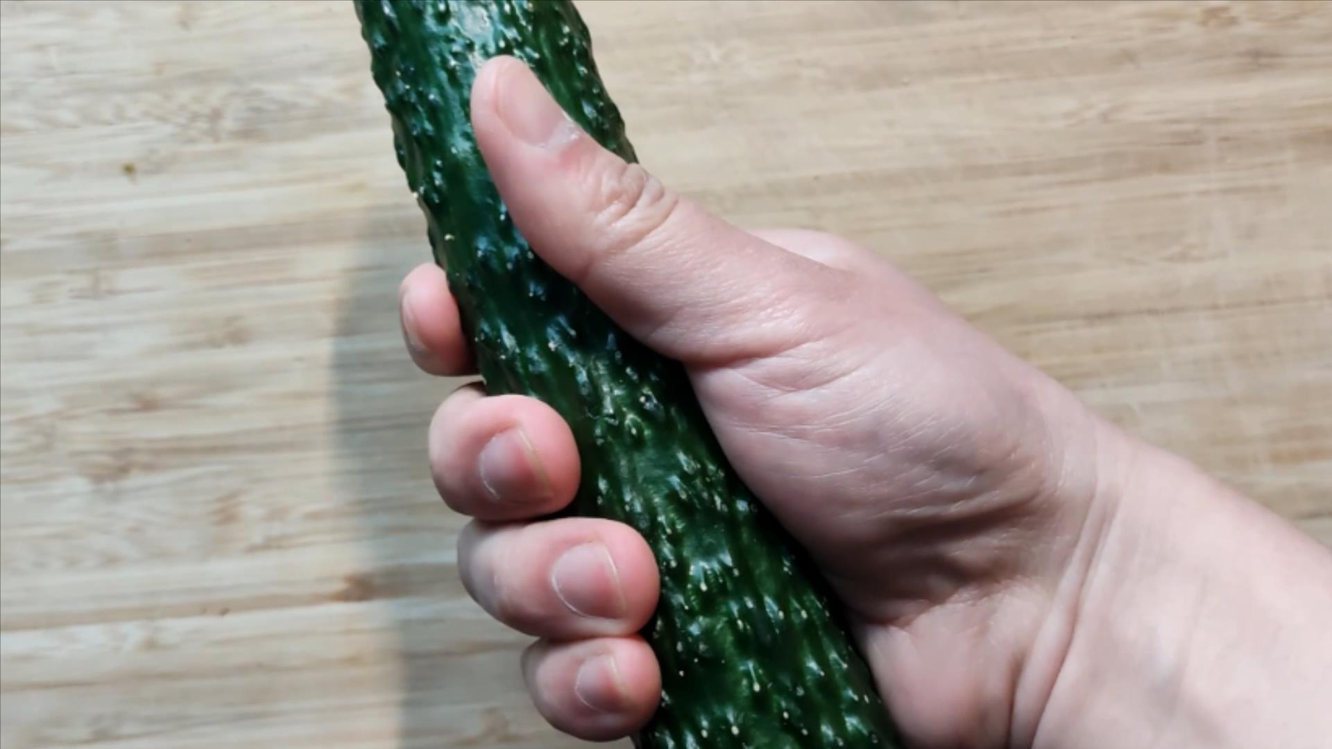 黄瓜打没打药,黄瓜打激素位置图解