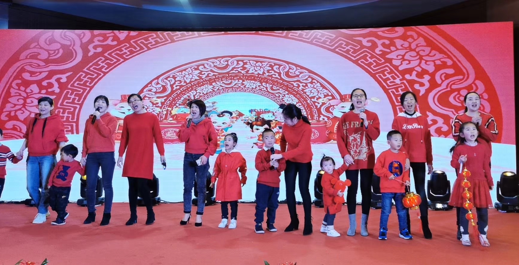 肖希鹏：泰华集团踩着时代的步伐绝不掉队