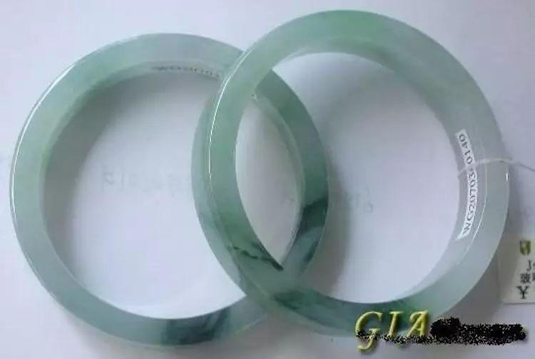 不小心打碎玉镯子24万什么连续剧,把戴了十几年的手镯打碎会不好吗