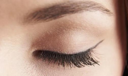 睫毛膏怎么卸掉最快最干净,睫毛膏怎么卸干净
